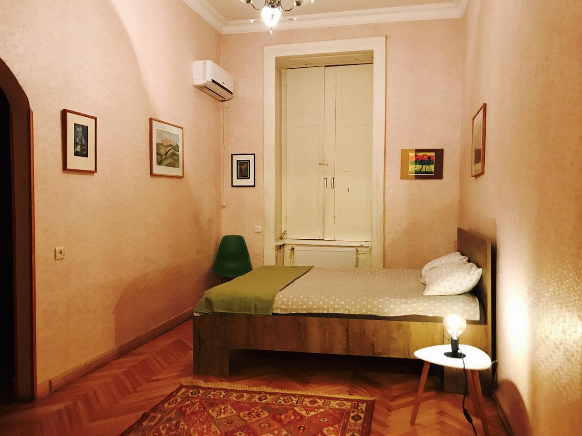 Freedom Square Flat Διαμέρισμα Τυφλίδα Εξωτερικό φωτογραφία